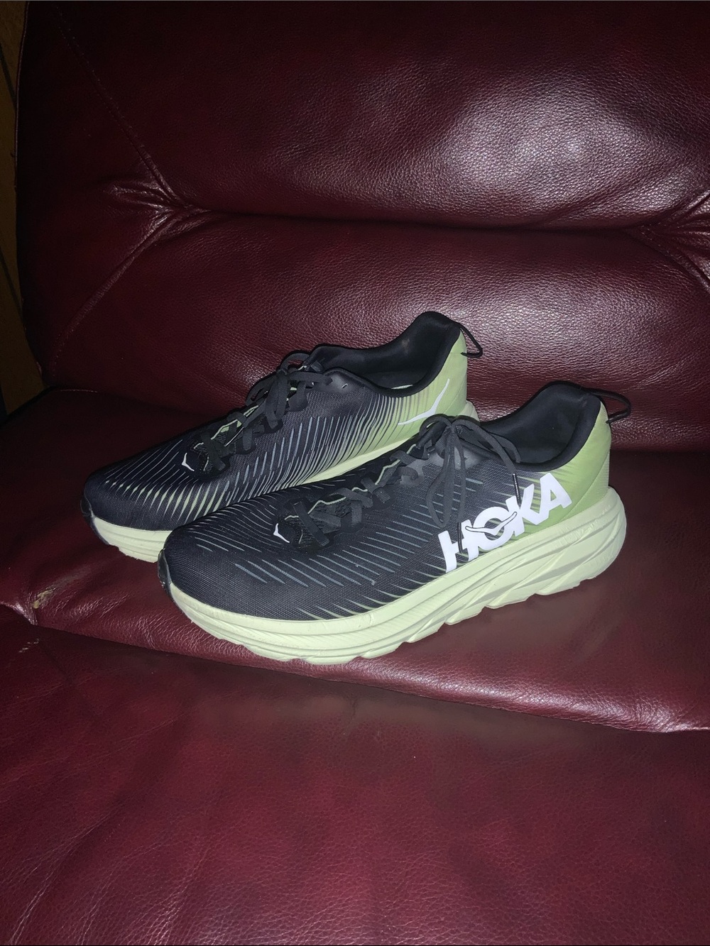 Hoka One One Rincon 3 Men’s athletic running gym Sneakers. Sz. 13D.